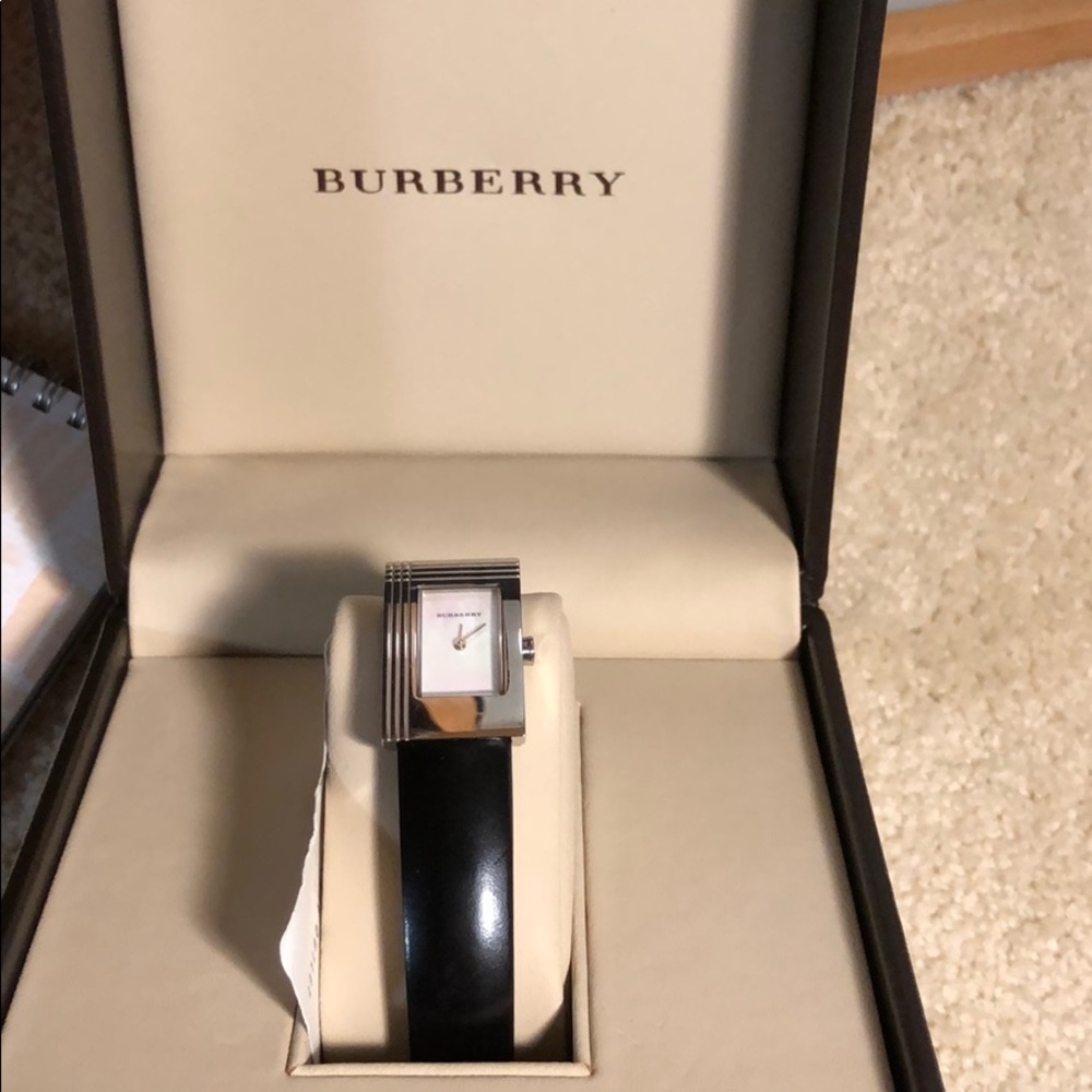 Burberry Woman’s Watch